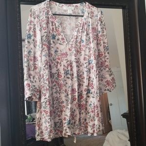 2 for $20 Motherhood maternity floral flowy Top